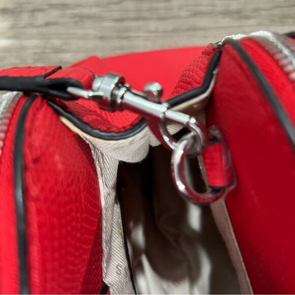 GUESS Red Handbag - Picture 10 of 16